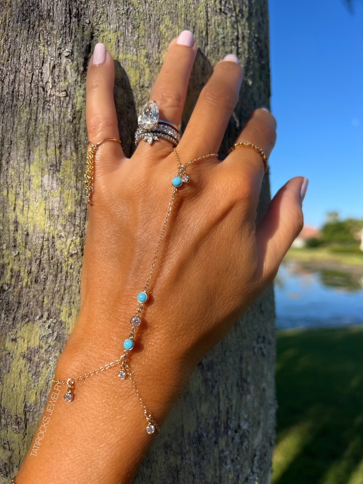 thumbnail_final - 2025-11-08T140103.139